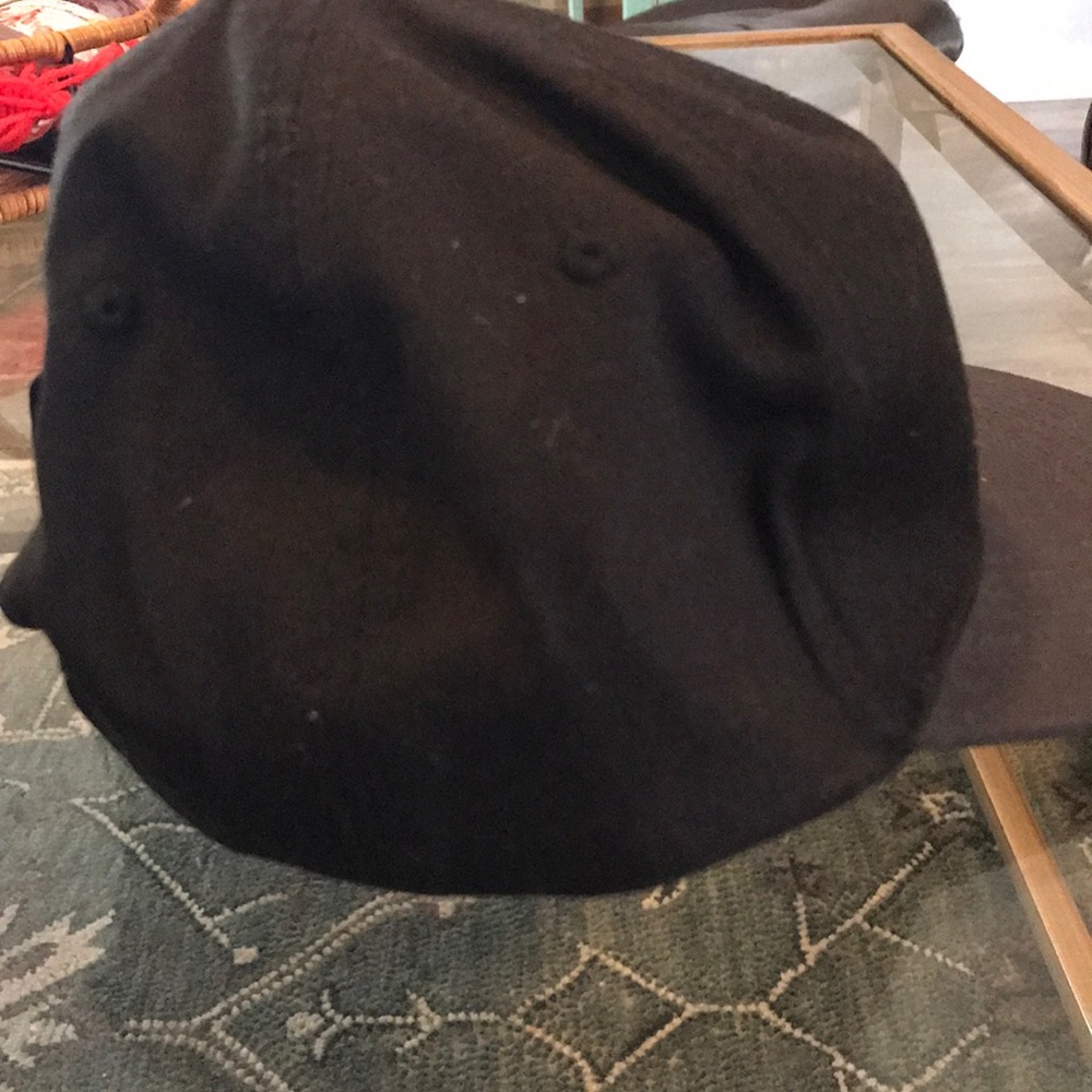 Volcom Stone Black & White SnapBack Hat NWOT - Picture 4 of 8